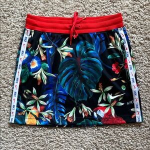 Nike Women’s Tropical Print Skirt